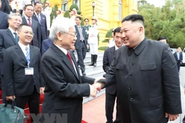Elogia periódico de Corea del Norte relaciones con Vietnam