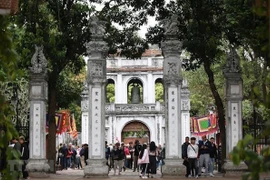 Garantiza Hanoi entorno favorable para operaciones de empresas turísticas europeas