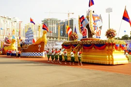 Celebran en Camboya victoria sobre régimen genocida de Pol Pot