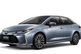 Presenta Toyota sedán híbrido Corolla Altis en Tailandia