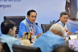 Miles candidatos registran a elecciones generales en Tailandia 