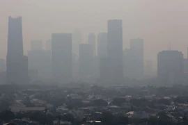 Proyectan en Indonesia reducir con lluvia artificial la contaminación atmosférica de la capital