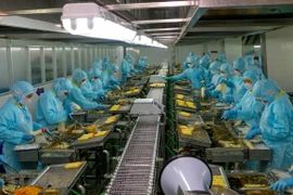Alcanzó Vietnam superávit comercial de 711 millones de dólares en primer cuatrimestre 