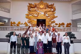 Premier vietnamita se reúne con exoficiales que servían al presidente Ho Chi Minh 
