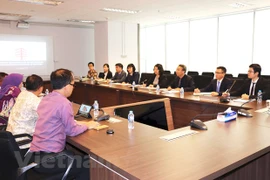 Impulsan Vietnam e Indonesia cooperación en supervisión financiera