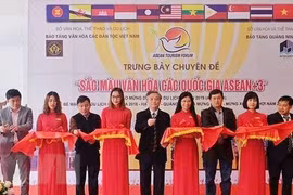 Exhiben en provincia vietnamita particularidades culturales de ASEAN 