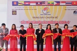 Exhiben en provincia vietnamita particularidades culturales de ASEAN 