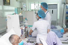 Obtiene hospital vietnamita certificado internacional sobre gestión de calidad de hemodiálisis 