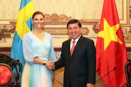 Ciudad Ho Chi Minh llama a empresas suecas a aumentar cooperación en tratamiento de agua