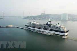Recibe la ciudad de Ha Long 7,9 millones de visitantes en nueve meses