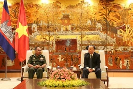 Fortalecen Hanoi y Phnom Penh sus relaciones amistosas