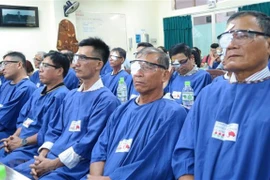 Ofrece Ciudad Ho Chi Minh cirugías de catarata a 600 mil pacientes pobres