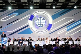 Asiste Vietnam a Foro en Rusia sobre Desarrollo del Sistema Parlamentario 
