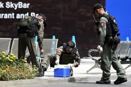Buscan en Tailandia presuntos autores de recientes atentados con bombas en Bangkok