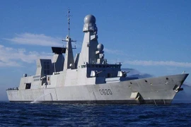 Arriba fragata antiaérea francesa a Ciudad Ho Chi Minh