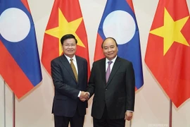 Enfatiza Laos la importancia de cooperación con Vietnam 