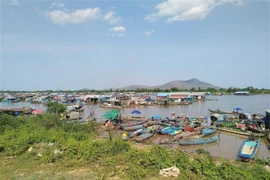 Afirma Vietnam apoyo a reubicados camboyanos vietnamitas en Tonle Sap