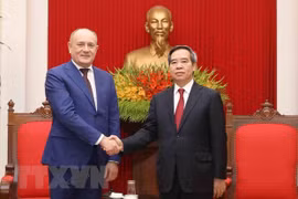 Destaca Vietnam el aporte de Gazprom al fomento de sus relaciones con Rusia