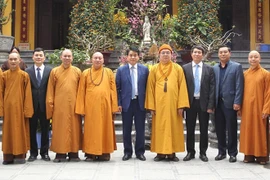 Felicitan autoridades de Hanoi a Sangha Budista de Vietnam por el Tet 2019