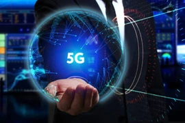 Usuarios de teléfonos inteligentes tailandeses listos para tecnología 5G
