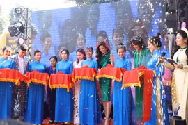  Abren en Ciudad Ho Chi Minh Academia de Formación Musical