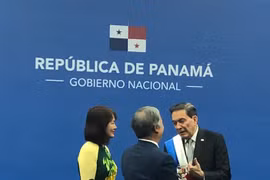 Expresa nuevo presidente Panamá interés en las experiencias de desarrollo de Vietnam