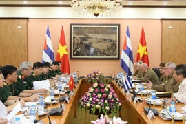 Envían dirigentes de Vietnam felicitaciones por LIX aniversario del establecimiento de relaciones con Cuba