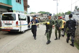 Realizan en Filipinas ataque suicida contra cuartel militar 