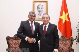 Aboga vicepremier de Vietnam por intercambio de experiencias judiciales con Singapur 