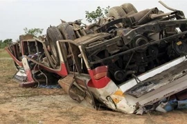 Al menos tres muertos y 28 heridos tras accidente de tráfico en Myanmar