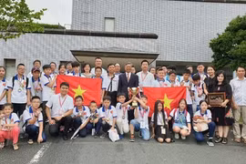 Triunfan estudiantes vietnamitas en Concurso Internacional de Matemática en Japón