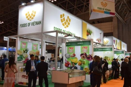 Acaparan productos vietnamitas atención de visitantes en Feria de alimentos en Japón