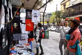 Vietnam recibe número récord de turistas en febrero