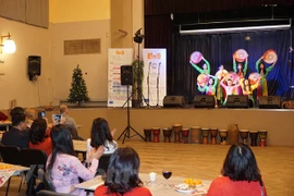 Participa Vietnam en festival de Navidad en República Checa