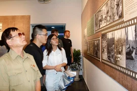 Realizan fotógrafos argentinos exposición sobre Vietnam