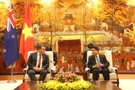 Promueven Hanoi y Nueva Zelanda cooperación en educación 
