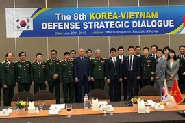 Desarrollan Vietnam y Corea del Sur diálogo sobre políticas de defensa