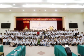 Dialogarán niños vietnamitas con dirigentes nacionales durante foro infantil