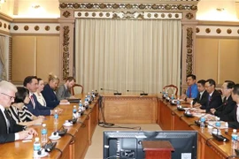 Promueven cooperación entre Vietnam y Australia en agricultura y energía