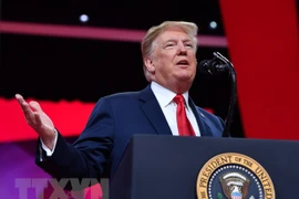 Aconseja Trump importar productos vietnamitas en medio de su guerra comercial con China