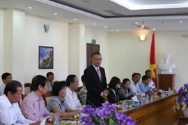  Crean fondo de asistencia a educandos camboyanos de origen vietnamita