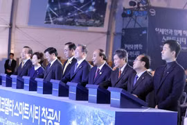 Premier vietnamita asiste a inicio de construcción de ciudad inteligente en Busan