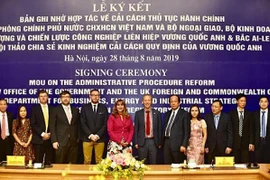 Vietnam y Reino Unido intensifican cooperación en reforma administrativa