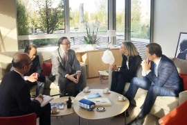Hanoi aspira a una cooperación a largo plazo con la región de isla de Francia
