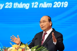 Premier vietnamita se compromete a seguir acompañando a la comunidad empresarial 