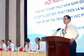 Evalúa Vietnam desarrollo de economía colectiva en sector no agrícola