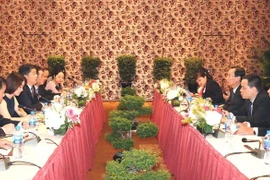 Impulsan cooperación entre localidades de Vietnam y China