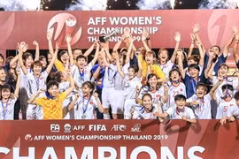 Felicita primer ministro vietnamita a selección femenina de fútbol por ganar campeonato sudesteasiático