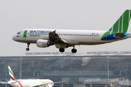 Ajusta aerolínea vietnamita Bamboo Airways planes de vuelos por tormenta Nakri