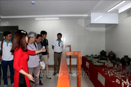 Exponen en Vietnam antigüedades recuperadas de barcos naufragados